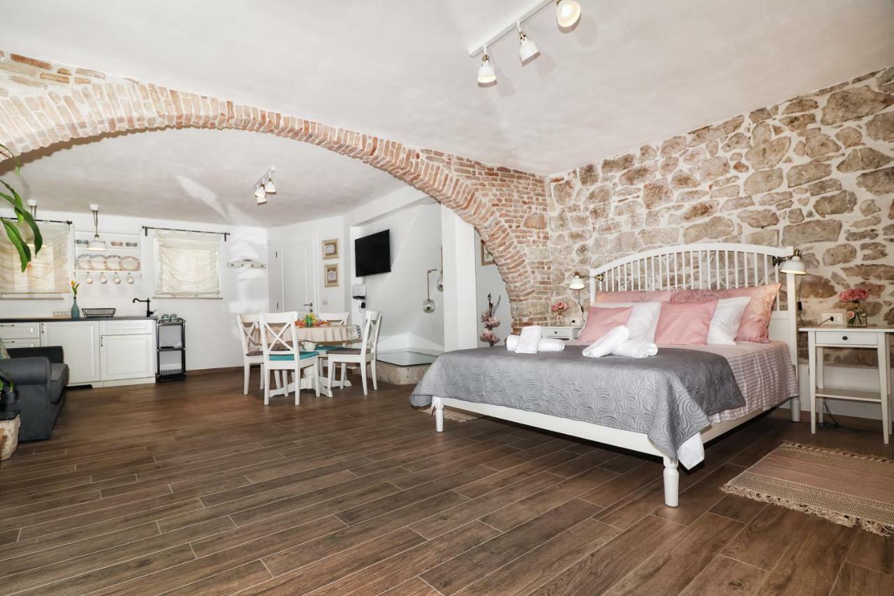 Cozy Apartment Mari Rovinj Exteriör bild